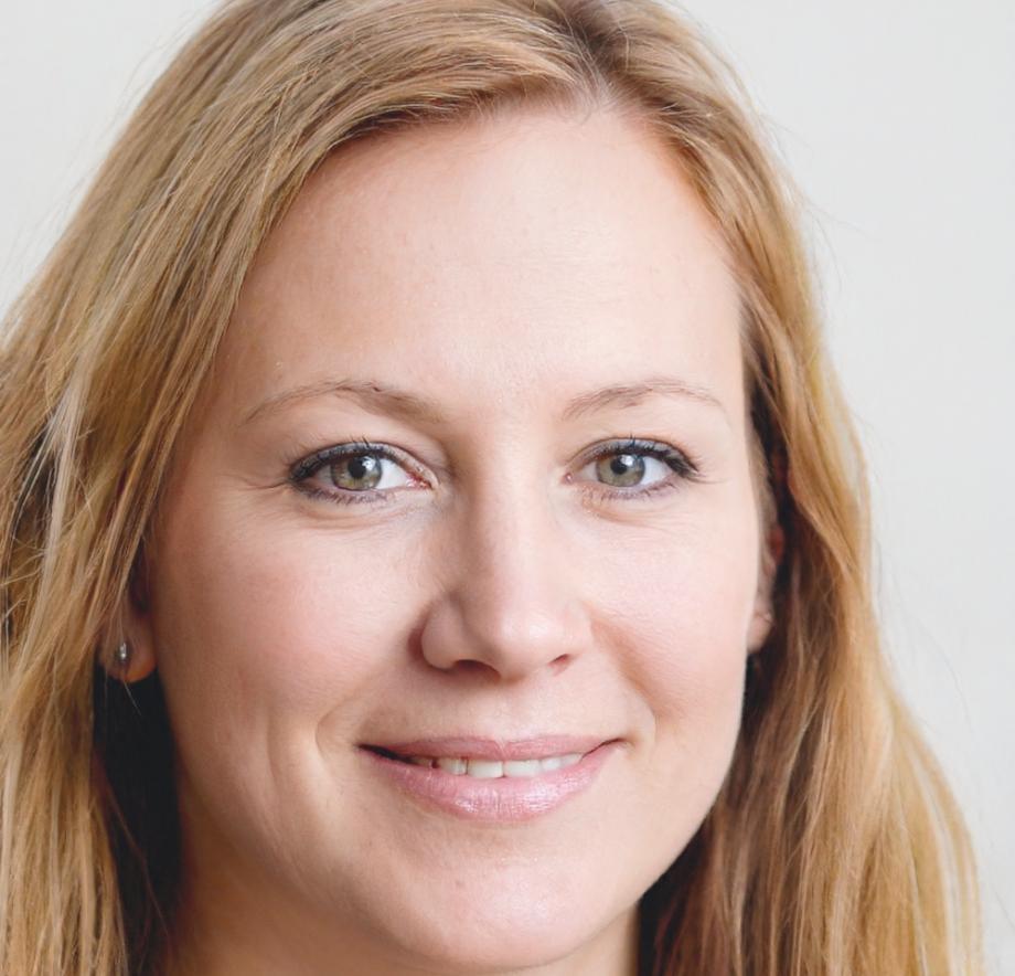 Portrait de Sophie Martin, experte en planification financière